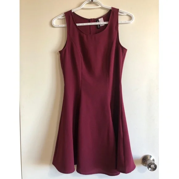 3/$30 ✨ Red Dress - Picture 1 of 3